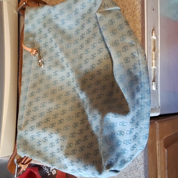 Dooney & Bourke signature shoulder bag - Picture 13 of 13